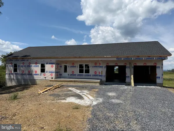 131 Ma And Pa Parkway, KEARNEYSVILLE, WV 25430