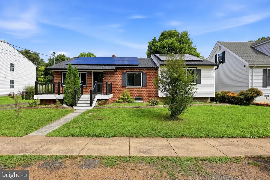 406 W 4th Ave, Ranson, WV 25438 - #2