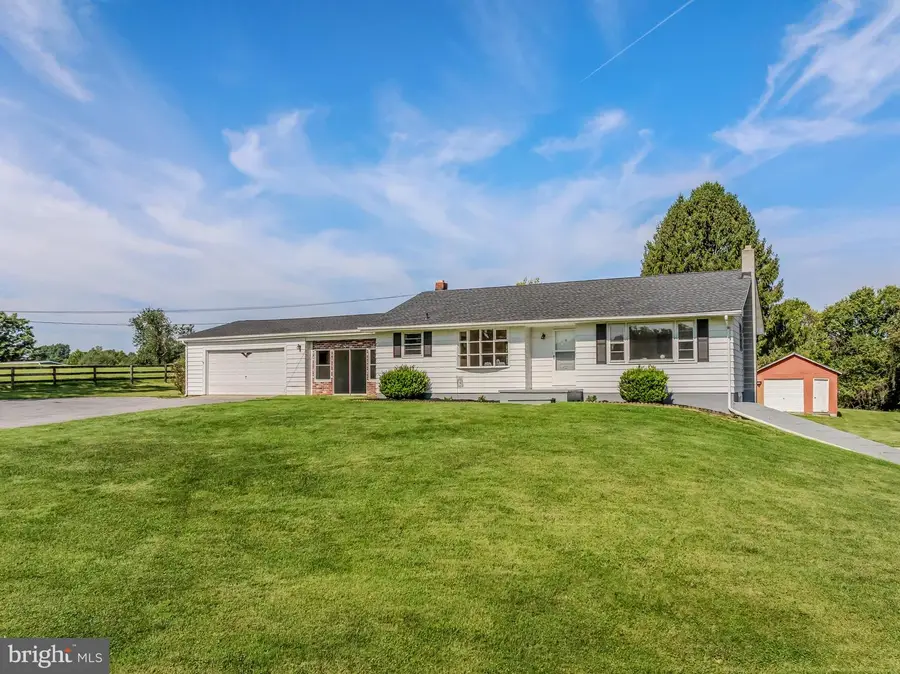 6463 Kabletown Rd, Charles Town, WV 25414 - #3