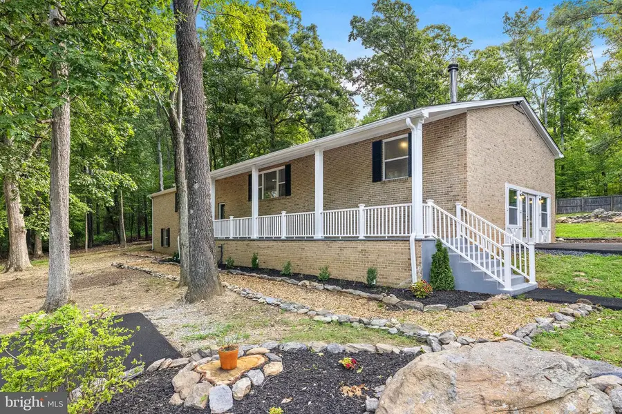 194 Black Cub Run Ln, Harpers Ferry, WV 25425 - #2