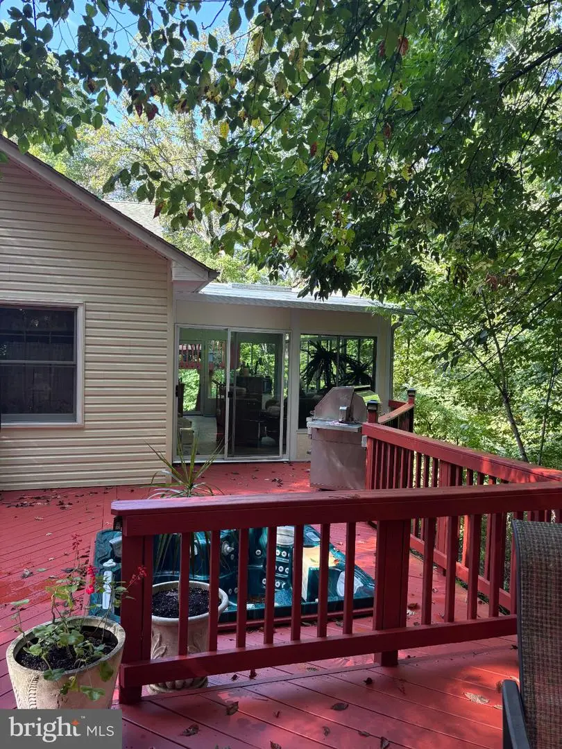 24 Sydney Cir, Harpers Ferry, WV 25425 - #3