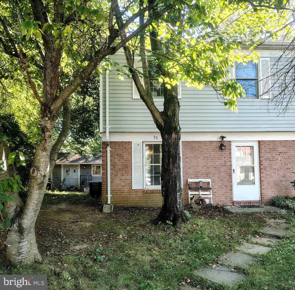 33 Standish Ct, CHARLES TOWN, WV 25414