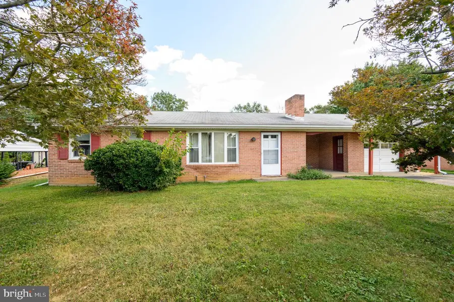 388 Belvedere Dr, Charles Town, WV 25414 - #3