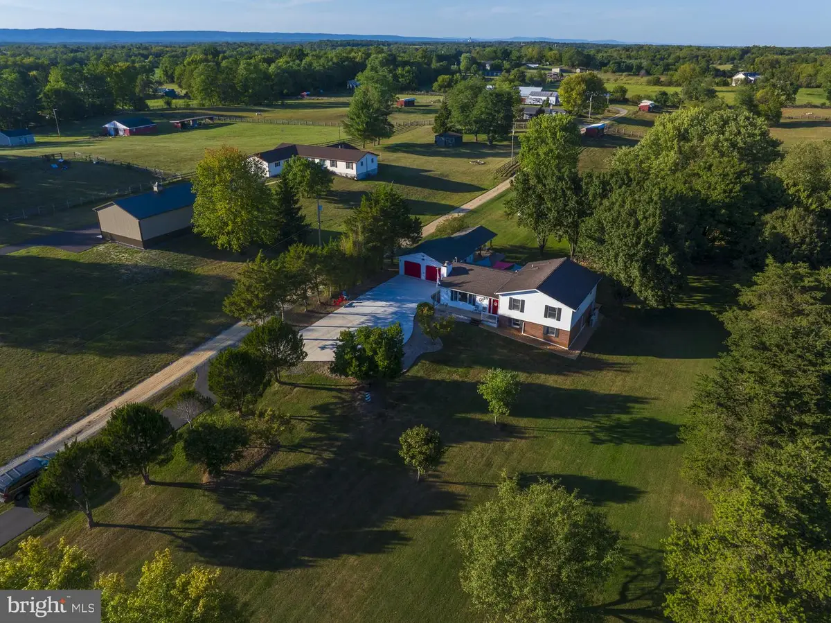 6529 Middleway Pike, Kearneysville, WV 25430 - #1