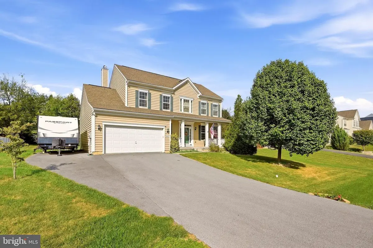 561 Chickamauga Dr, Harpers Ferry, WV 25425 - #1