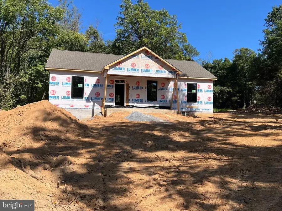 140 Wild Dogwood Ln, Harpers Ferry, WV 25425 - #2