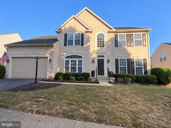 1316 Stallion St, RANSON, WV 25438
