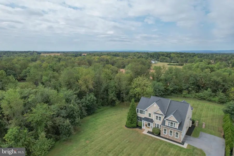898 Declaration Dr, Charles Town, WV 25414 - #3