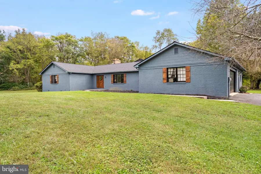 492 Ella Dr, Shepherdstown, WV 25443 - #2