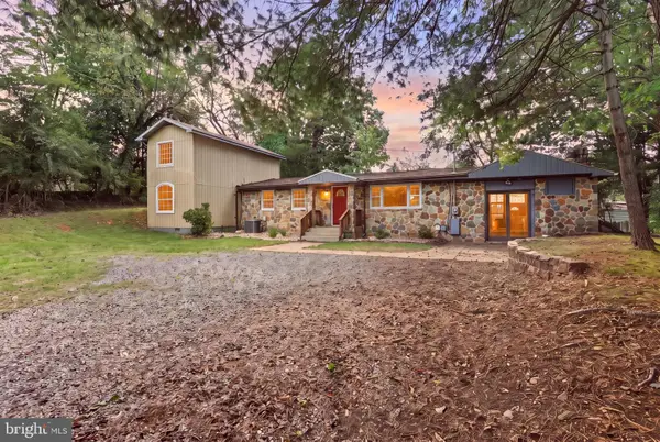 519 Keyes Gap Rd, HARPERS FERRY, WV 25425