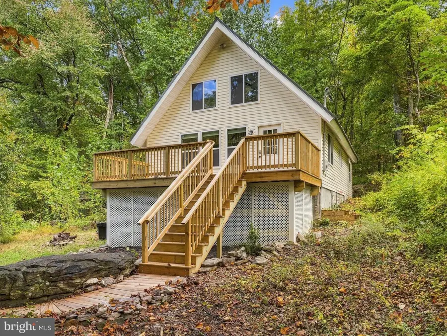 122 Red Maple Ln, Harpers Ferry, WV 25425 - #2