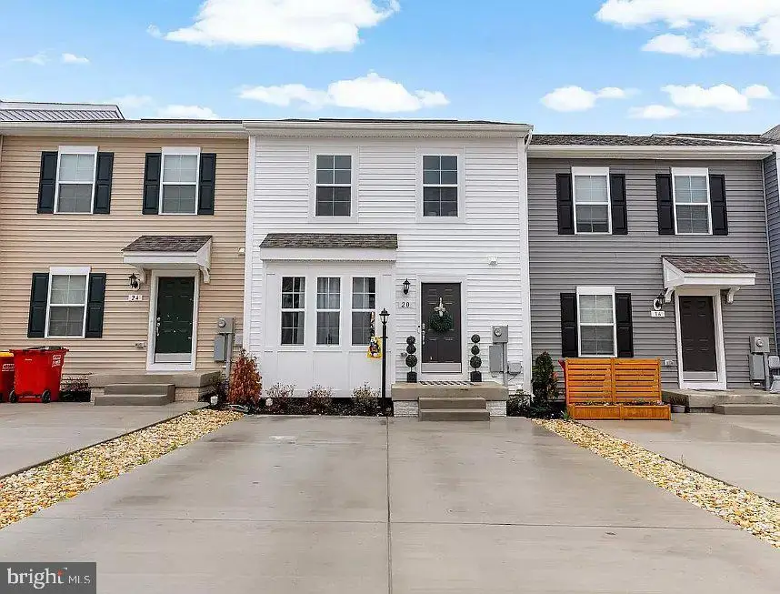 20 Orchard Green Dr, Charles Town, WV 25414 - #1