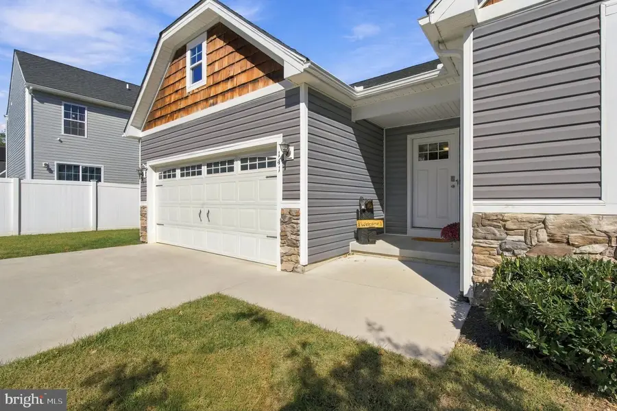 141 Village Cir, Harpers Ferry, WV 25425 - #3