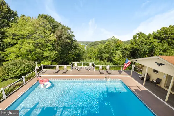 417 Hostler Rd, HARPERS FERRY, WV 25425