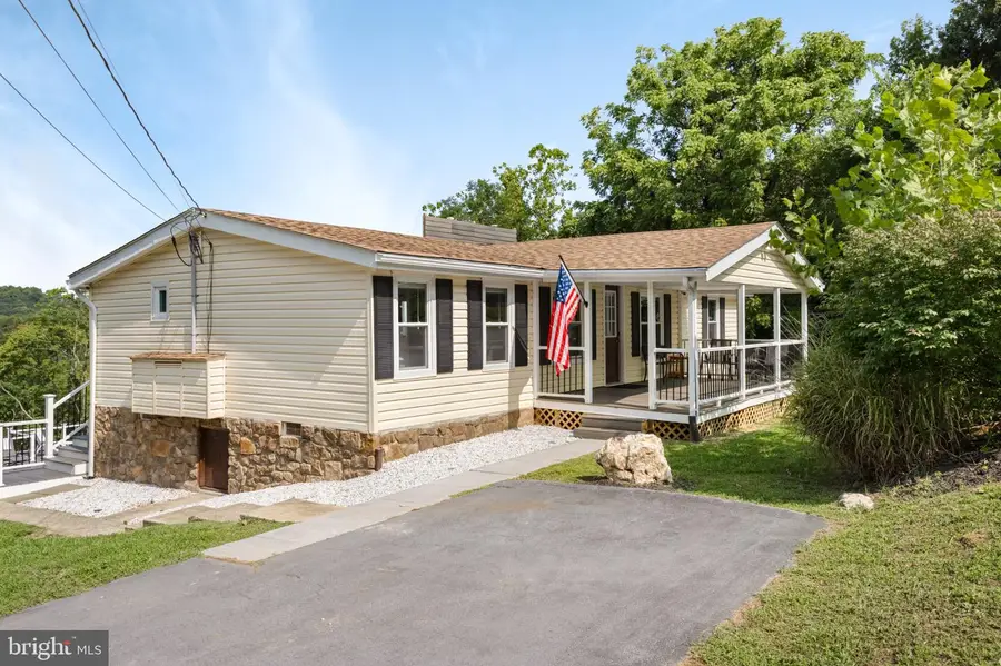 417 Hostler Rd, Harpers Ferry, WV 25425 - #3