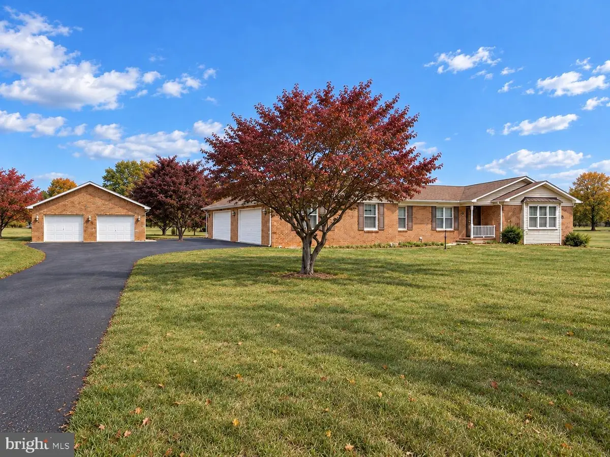 393 Lone Oak Rd, Ranson, WV 25438 - #1