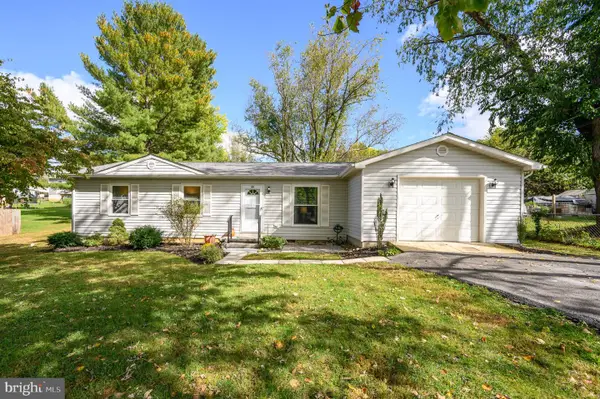 54 Crab Apple Ln, RANSON, WV 25438