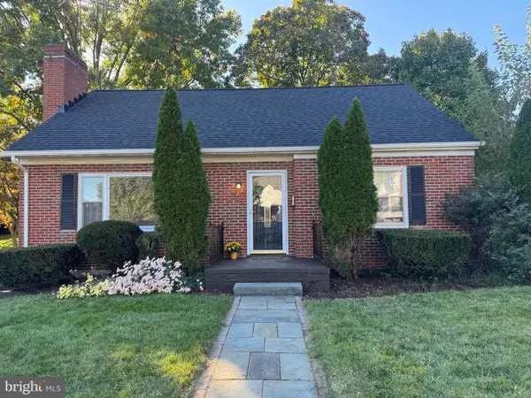 540 S Church St, CHARLES TOWN, WV 25414