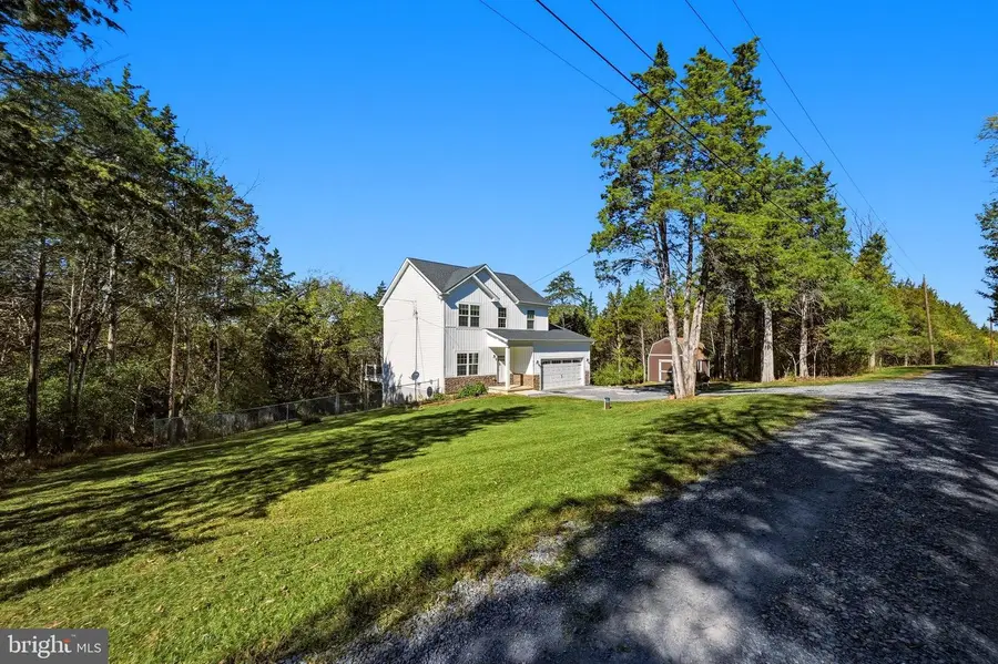 417 Whispering Echos Dr, Kearneysville, WV 25430 - #2
