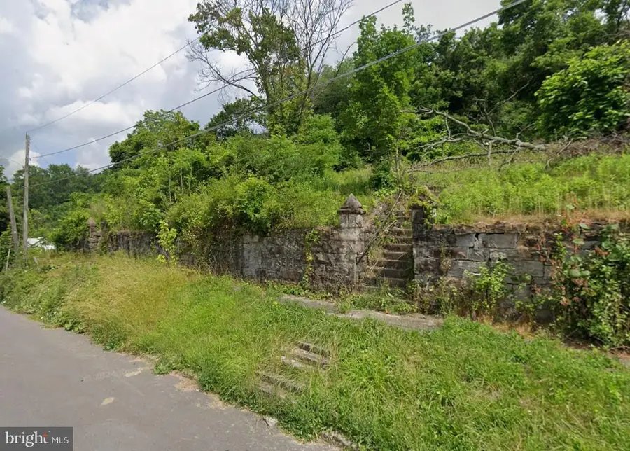 160 Giles St, Bluefield, WV 24701 - Image #3