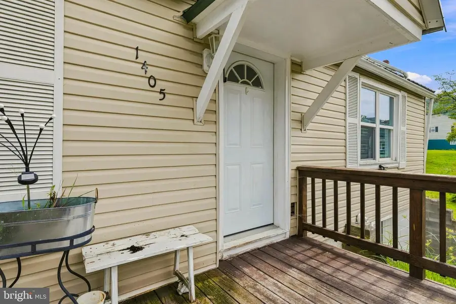 1405 Andmore St, Morgantown, WV 26505 - #3