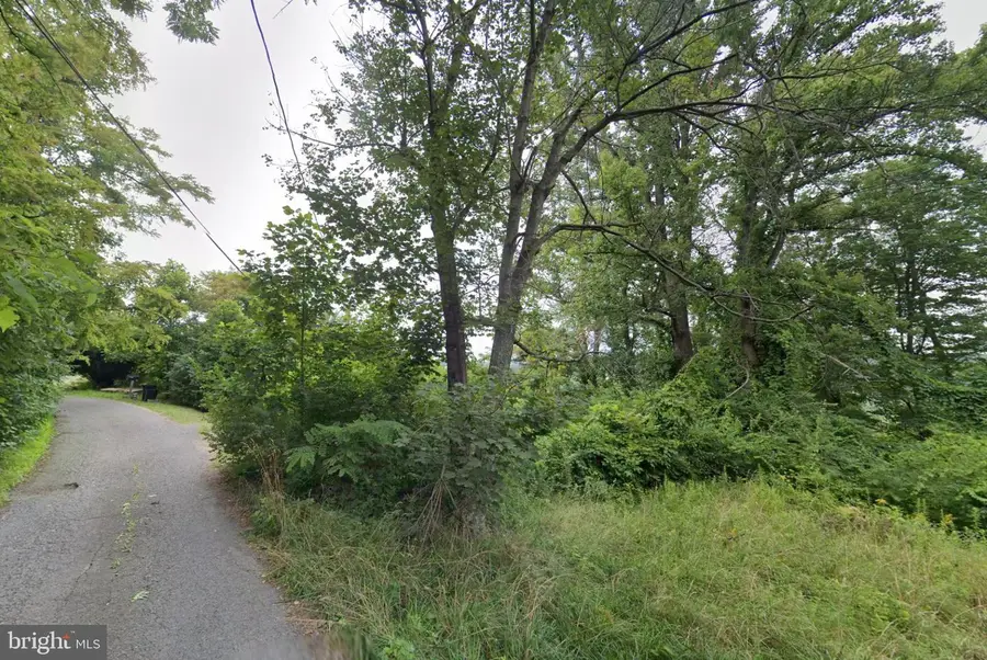1200 Mccartney Ave, Morgantown, WV 26505 - #2