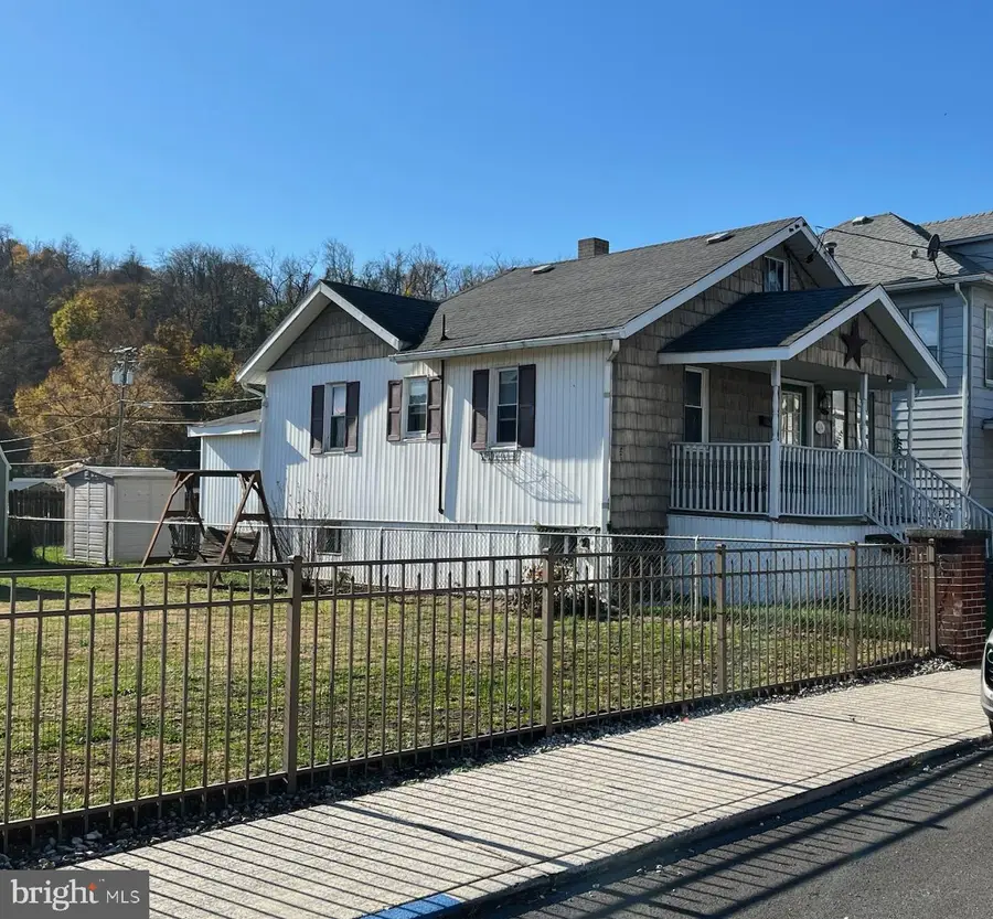 16 E Second Ave, Ridgeley, WV 26753 - Image #3