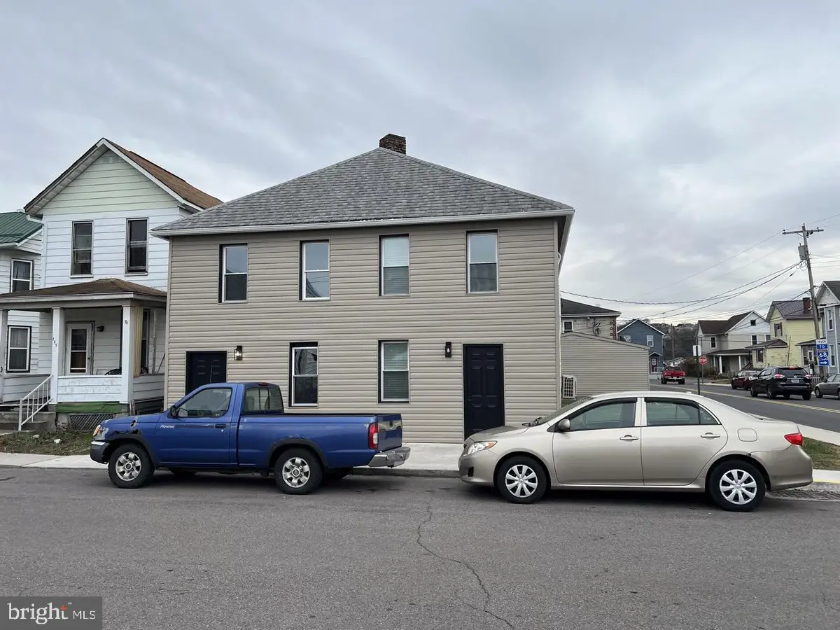 209 Blocker, Ridgeley, WV 26753 - Image #1