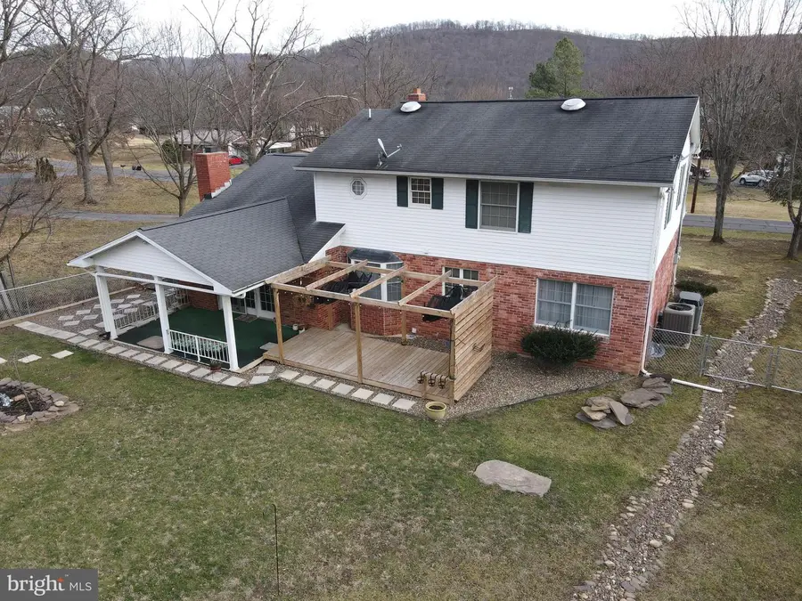 81 Lester St, Keyser, WV 26726 - #2