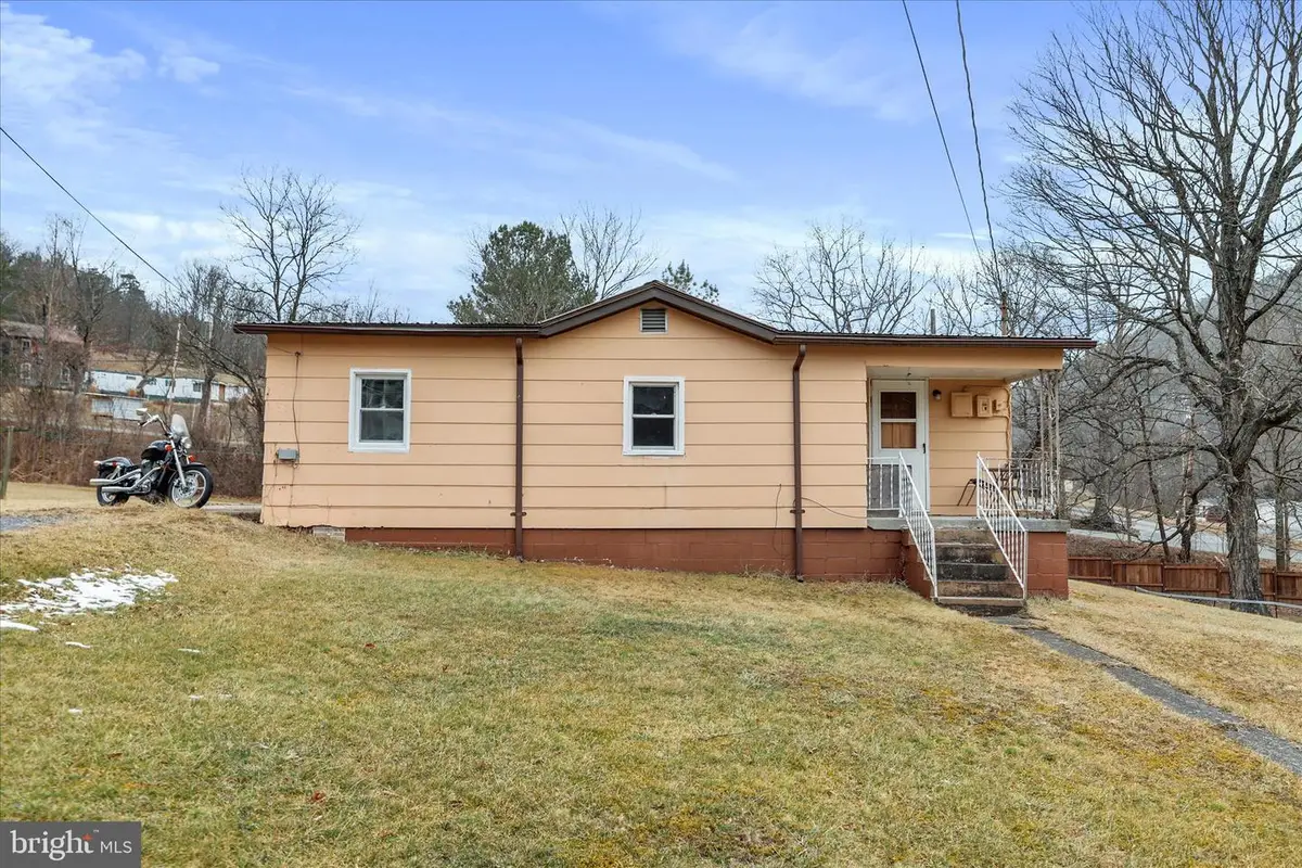 48 Wayland Dr, Keyser, WV 26726 - #1