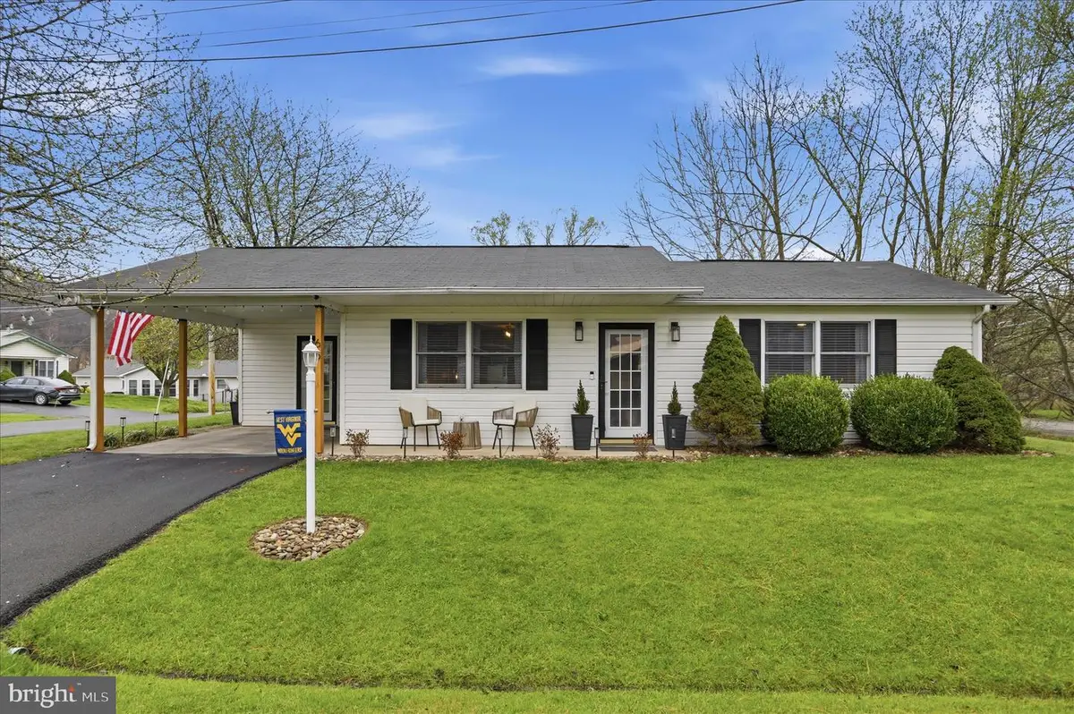 65 S Hummingbird St, Keyser, WV 26726 - #1