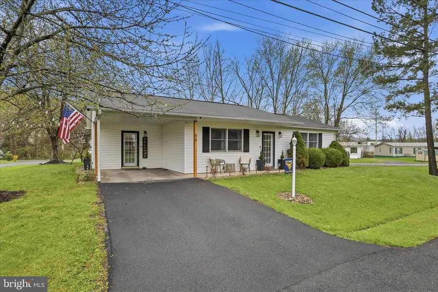 65 S Hummingbird St, Keyser, WV 26726 - #2