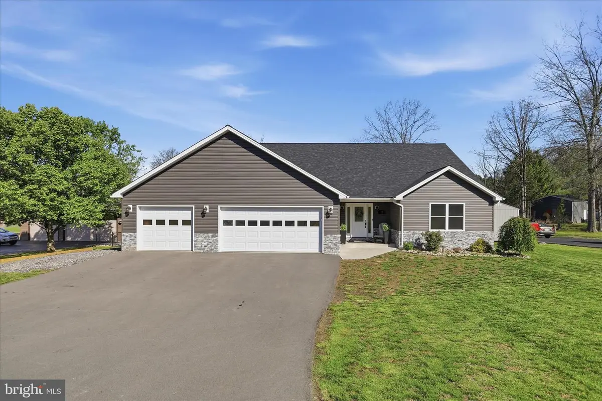 41 Leota St, Fort Ashby, WV 26719 - #1