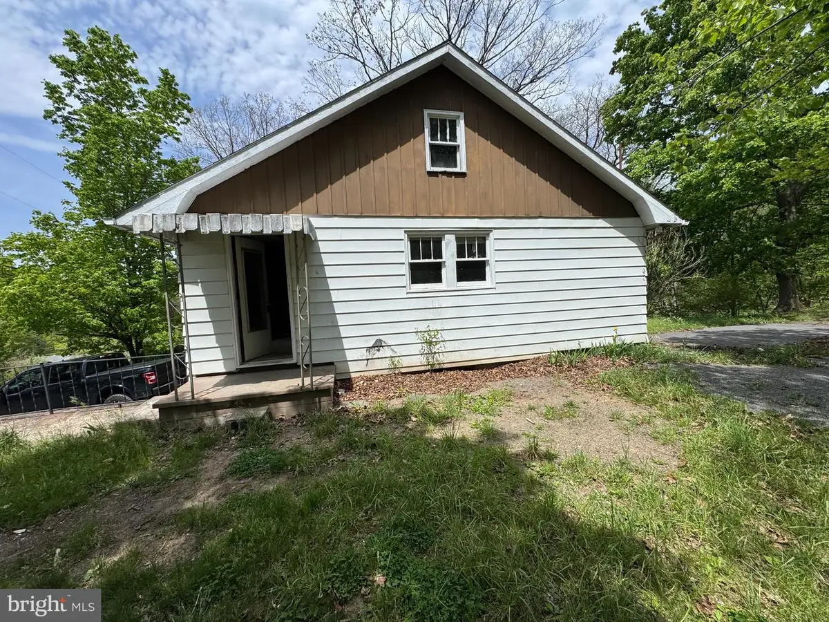 85 Ralph Barnes Ln, Fort Ashby, WV 26719 - #1