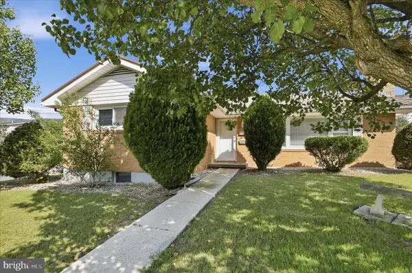 380 Hilltop Ave, KEYSER, WV 26726