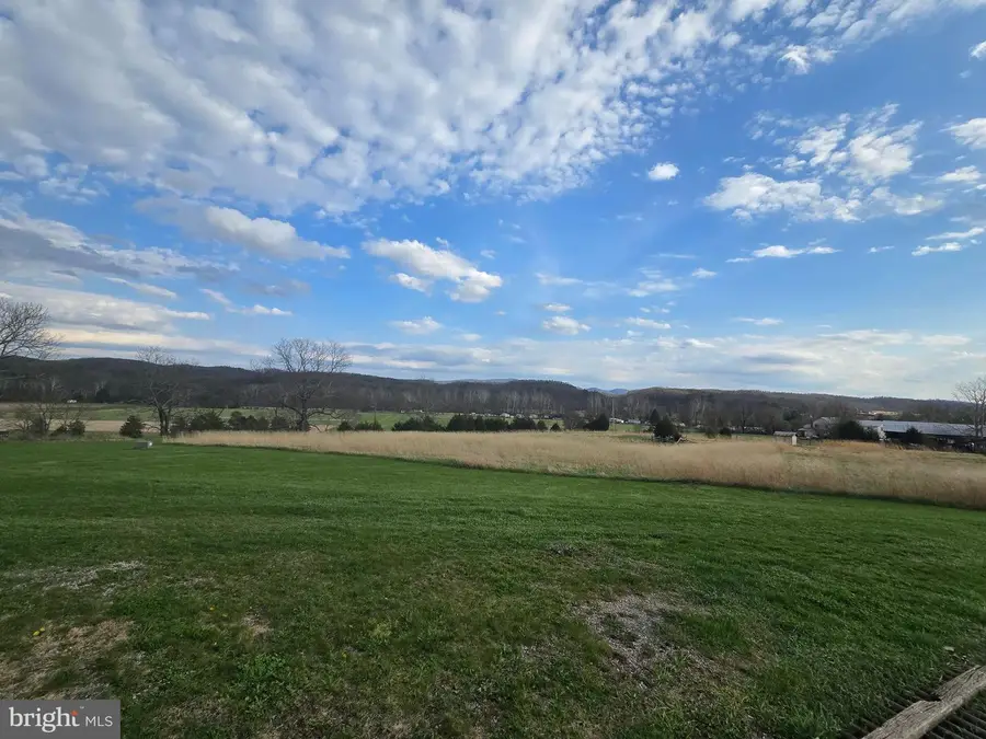 698 Webbs Farm Ln, Burlington, WV 26710 - #3