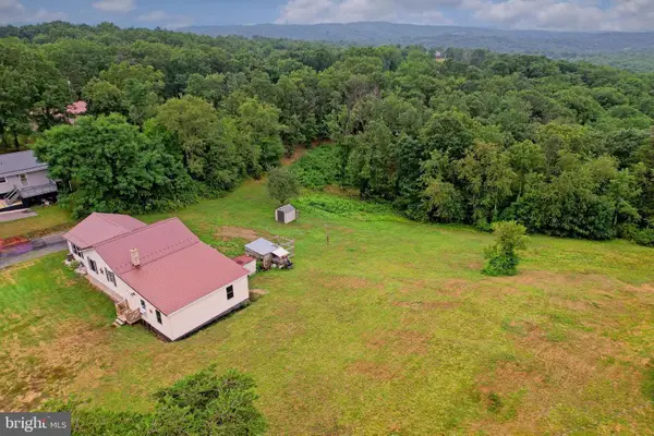 1414 Old Furnace Rd, RIDGELEY, WV 26753
