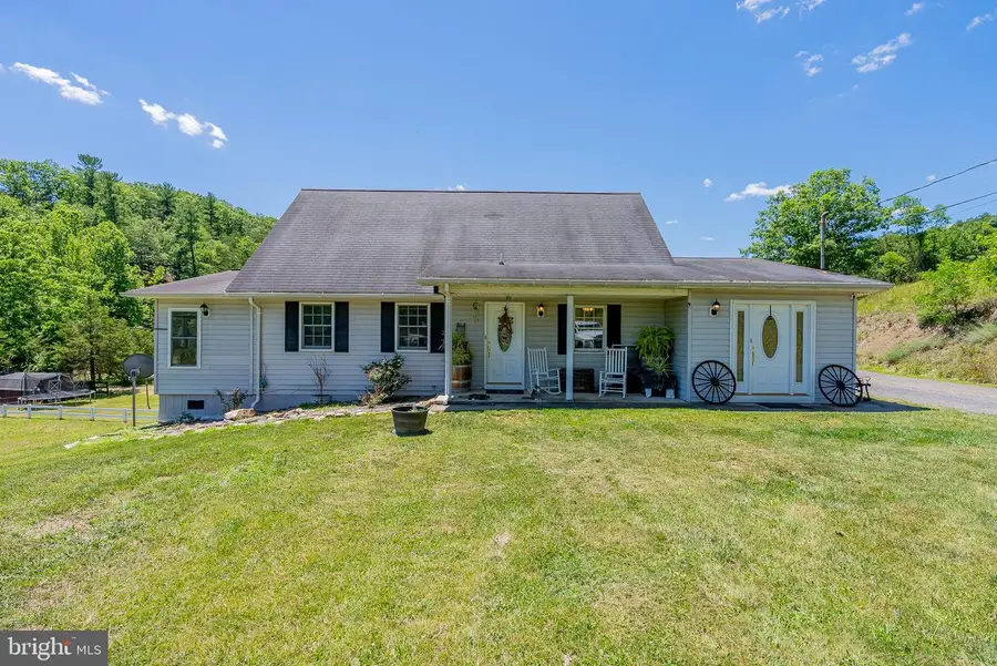 2084 Double Cribbs Rd, Burlington, WV 26710 - #2