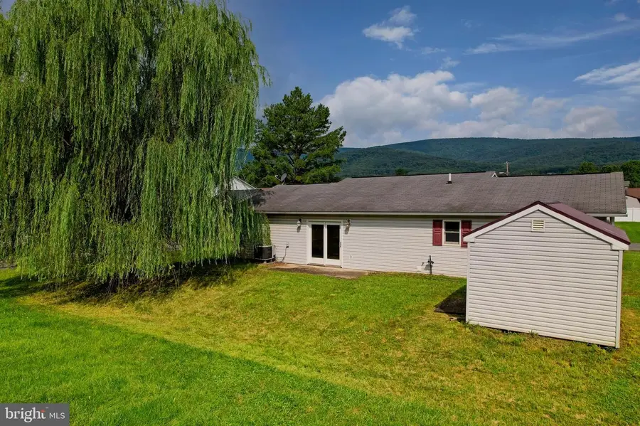 10 N Hummingbird St, Keyser, WV 26726 - #3