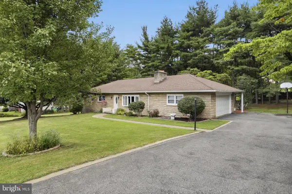 72 Washington St, RIDGELEY, WV 26753
