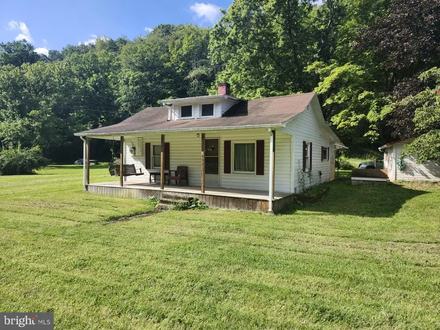 497 Dry Run Rd., Burlington, WV 26710 - #2