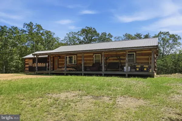 1433 Ed Welsh Rd, BURLINGTON, WV 26710