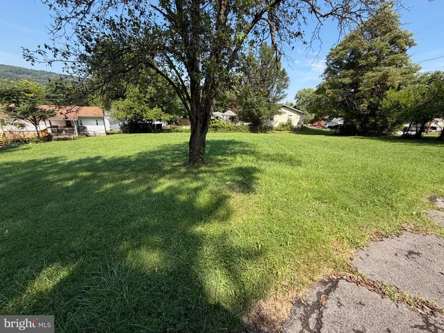 146 S Pennsylvania St, Ridgeley, WV 26753 - #3