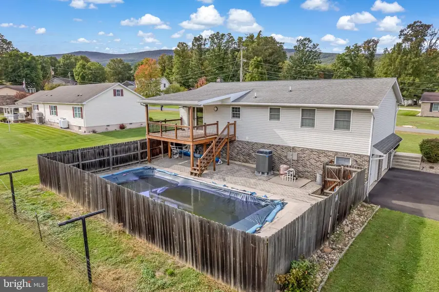 81 Maple Side Ct, Keyser, WV 26726 - #3
