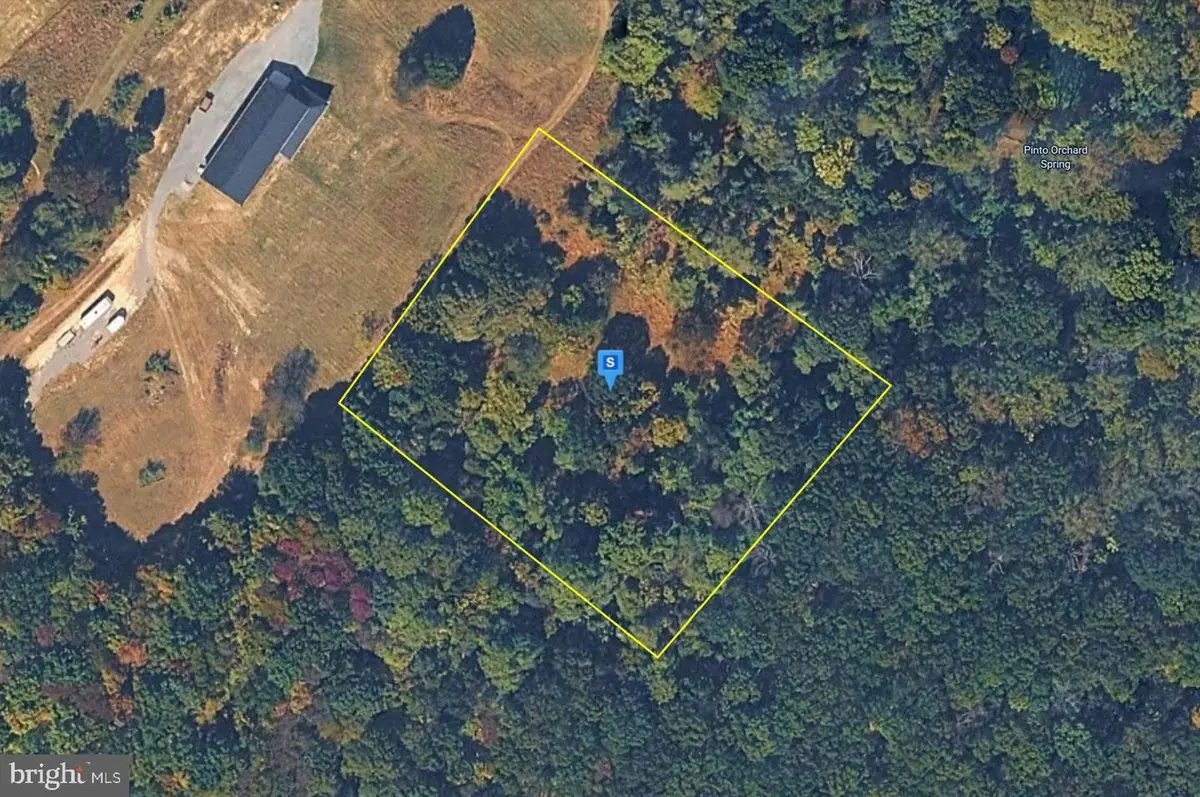 685 Apple Tree Dr, Ridgeley, WV 26753 - #1