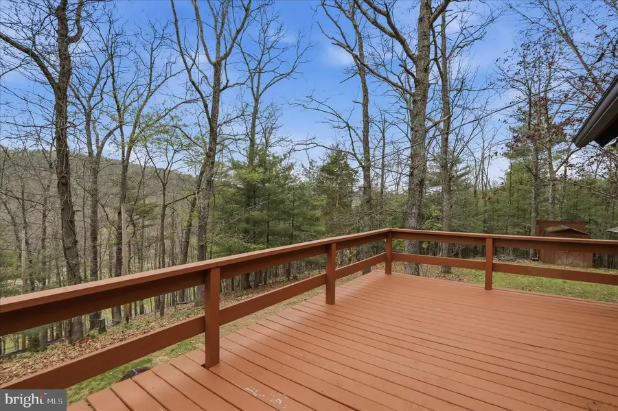 412 Hideaway Ln, Berkeley Springs, WV 25411 - #2