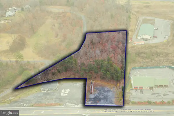 Valley Rd, BERKELEY SPRINGS, WV 25411