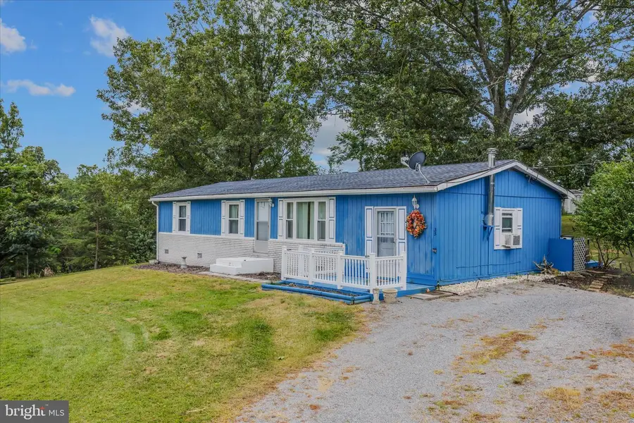 35 Sleepyview Ln, Berkeley Springs, WV 25411 - Image #3