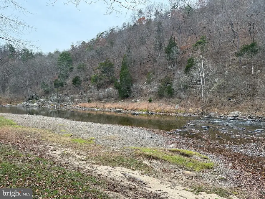 1327 Golliday Ln, Great Cacapon, WV 25422 - Image #2