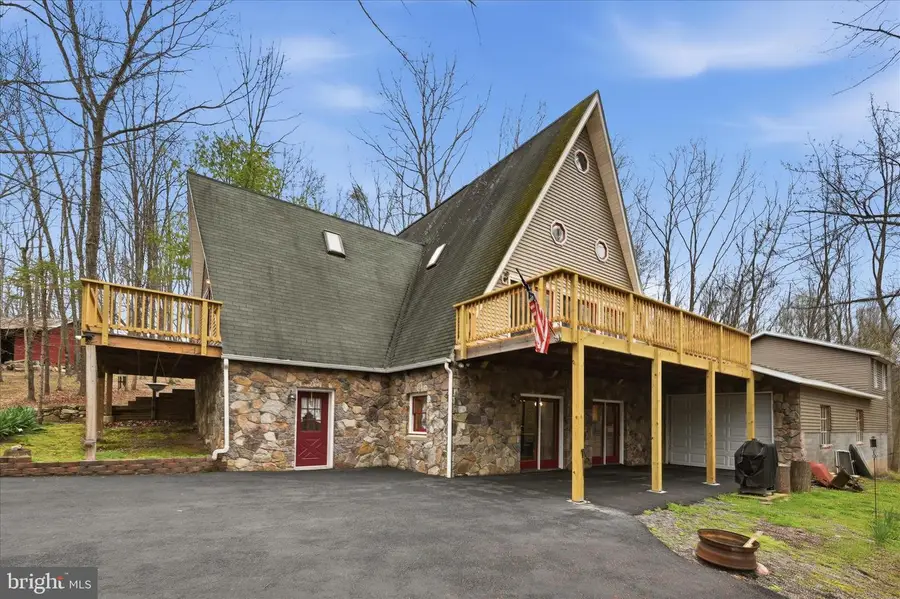 154 Spook Hollow Rd, Berkeley Springs, WV 25411 - #3